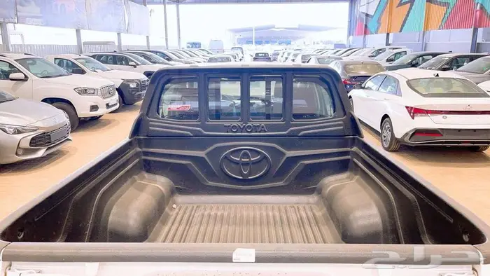 هايلوكس غمارتين S-GLX 4 4 اوتوماتك بنزين 2025 6