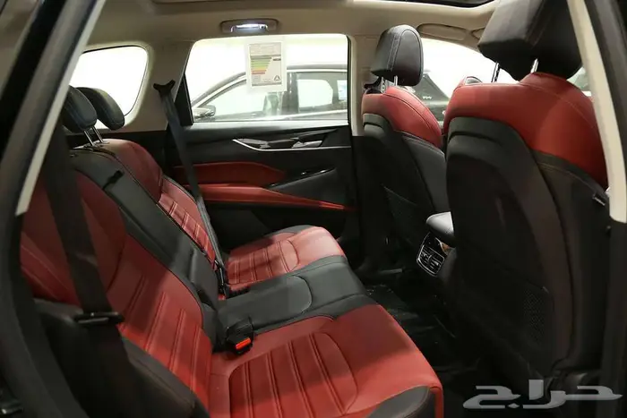 ماكسوس D60 سبع ركاب بسعر منافس 2025 6