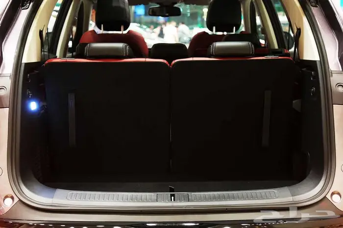 ماكسوس D60 سبع ركاب بسعر منافس 2025 7