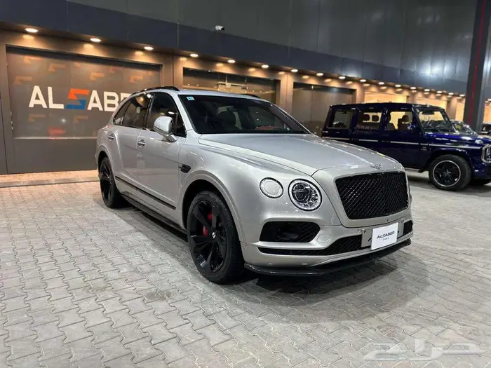 بنتلي بنتياقا ( V8 ) 2