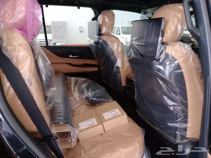وارد اليحيى لكزس LX600 BB رادار جلد جملي 2025 اسود 12