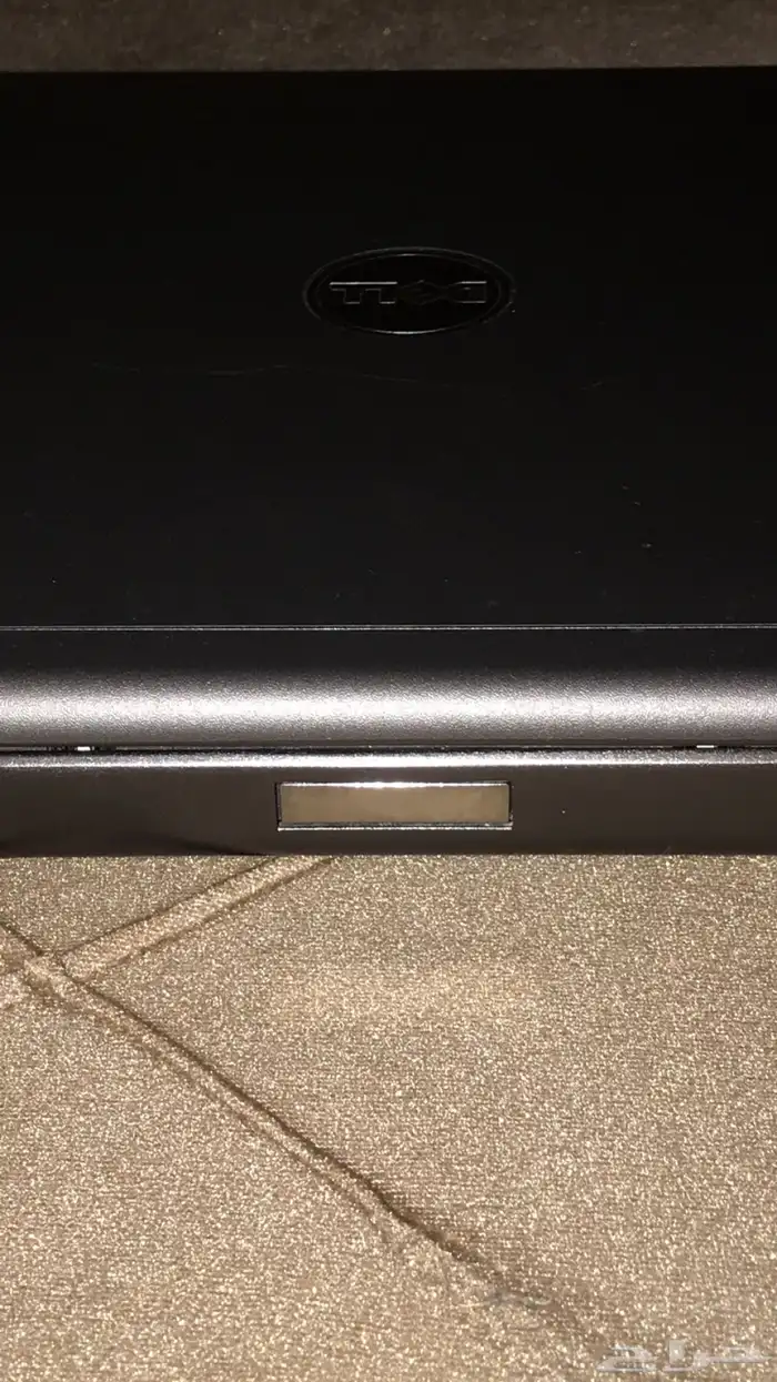 لابتوب dell مواصفات عاليه وقويه 8
