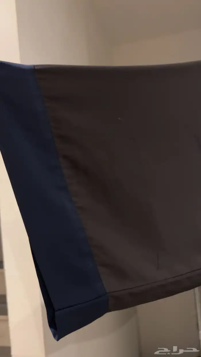 ملابس للبيع 2