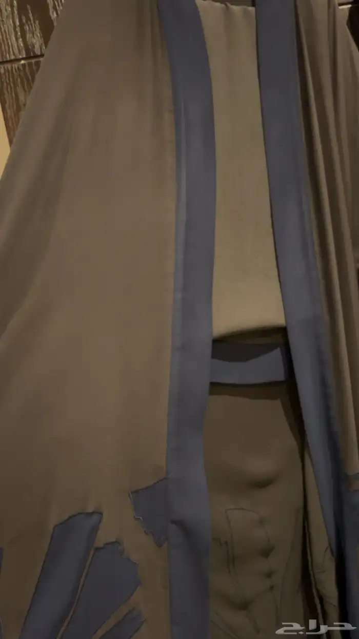 ملابس للبيع 1