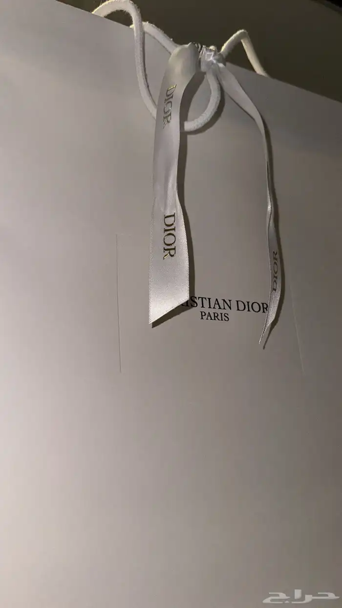 كيس هدية من ديور للشنط وعطر كريستيان ديور اصلي ميه بالميه 3
