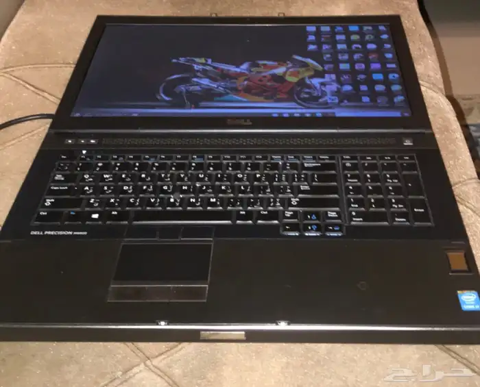 لابتوب dell مواصفات عاليه وقويه 10