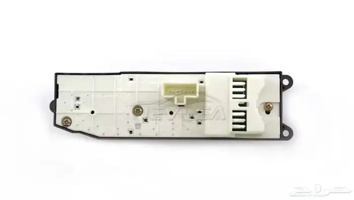 مفتاح نوافذ لاندكروزر 1