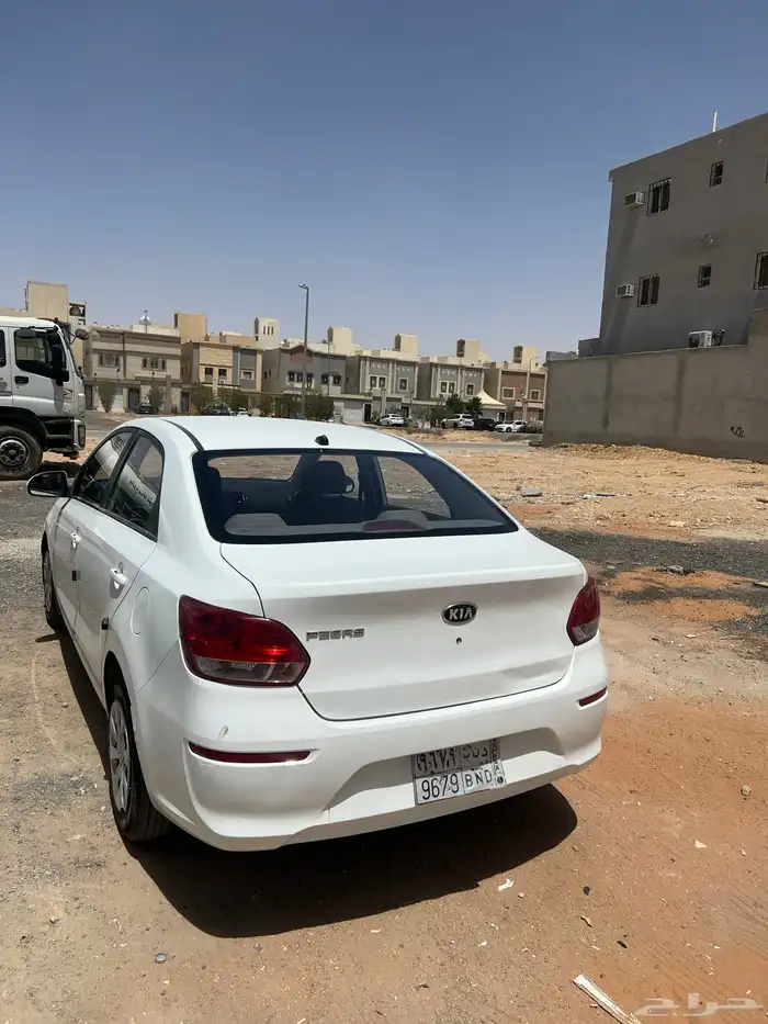 سيارات للإيجار الشهري 2