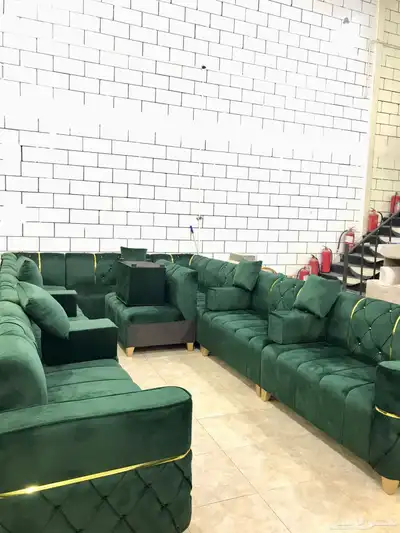 اطقم كنب جاهزه ب سعر 1650 ريال 0