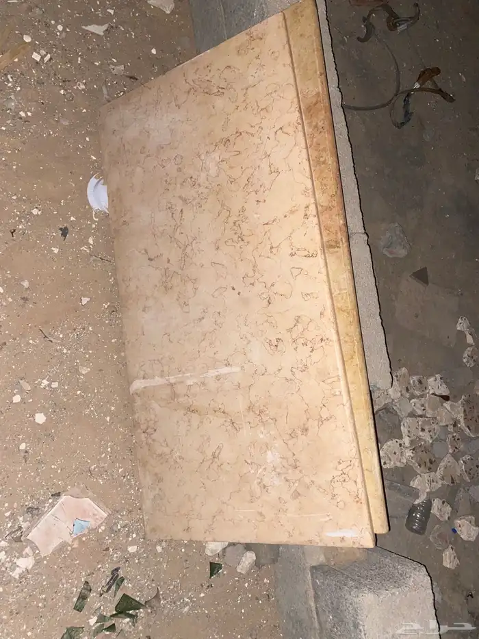 سراميك مطبخ قوي القطعه يمكن متر وشوي وثقيله ثلاث حبات 3