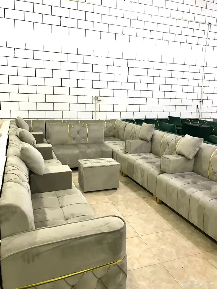 اطقم كنب جاهزه ب سعر 1650 ريال 3