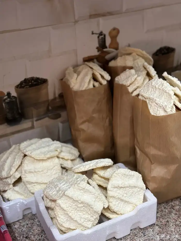 سمن غنم   تمريات   اقط   مضير   لبن غنم   بقل   زبدة معزا 2