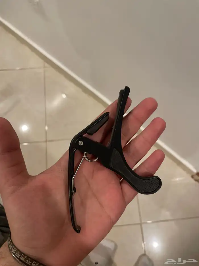 قيتار جيتار فيندر اوكستك للبيع 3