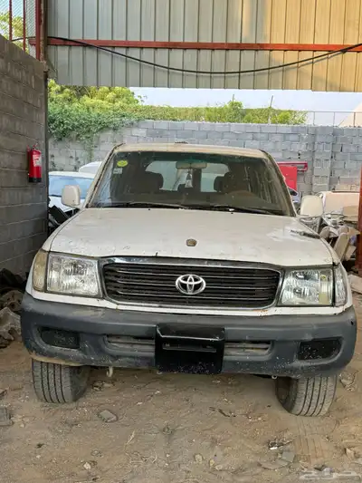 صالون 2002 للبيع قطع غيار فقط 0