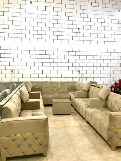 اطقم كنب جاهزه ب سعر 1650 ريال 2