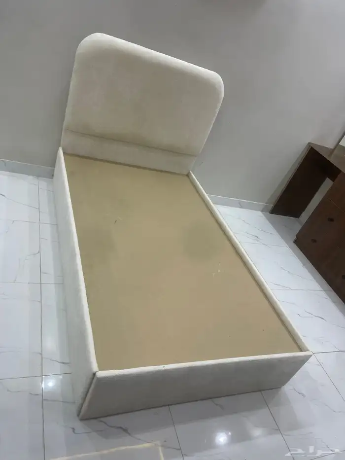 تفصيل غرف نوم تركيب ديكورات الخشبية 12