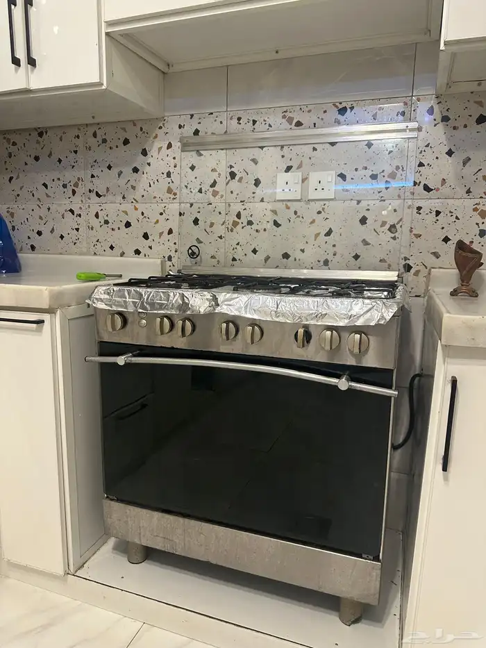 فرن مستخدم للبيع 0