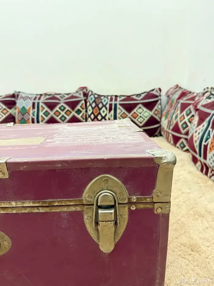 صندوق تراثي قديم 2