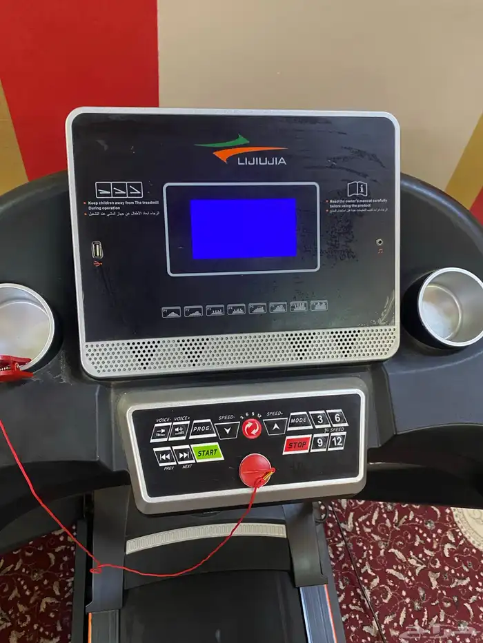 سير رياضي في حاله ممتازه خالي من العيوب 1