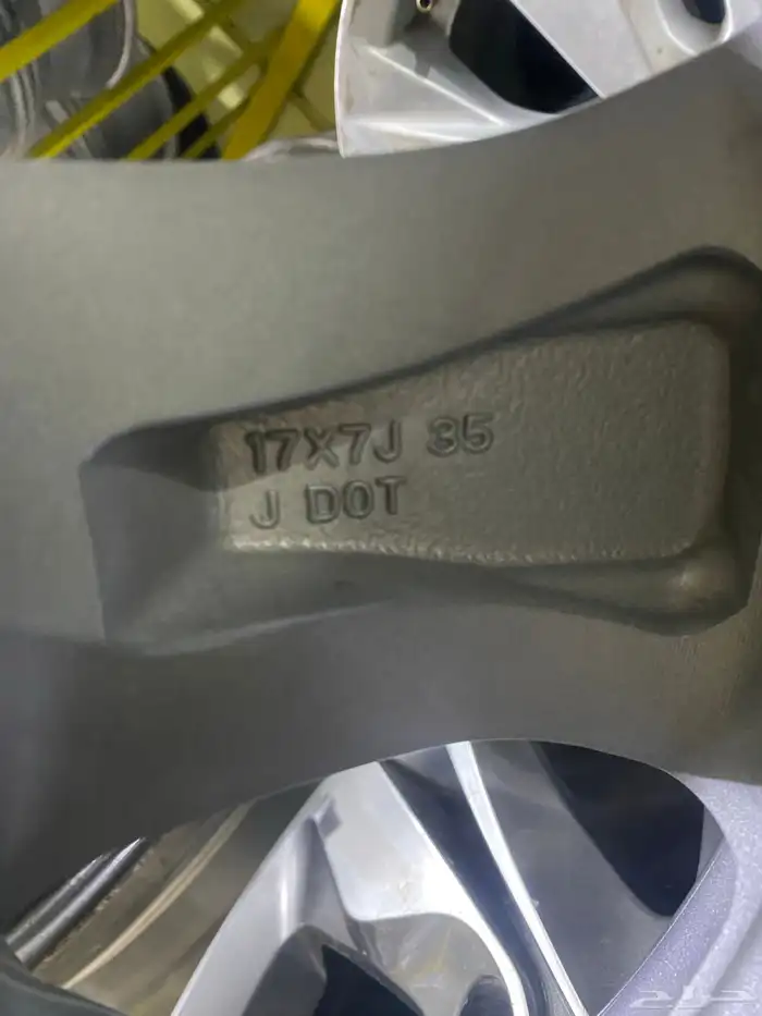 جنوط تويوتا رافور موديل 2020 مقاس 17 اصلي وكاله 7