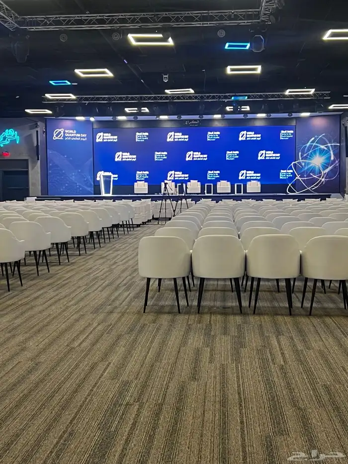 لتنظيم المعارض والمؤتمرات 9