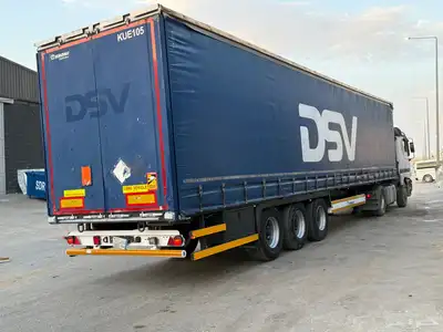 Curtain semi trailer 3