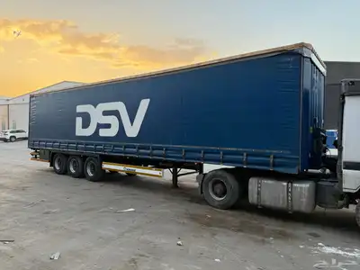 Curtain semi trailer 6