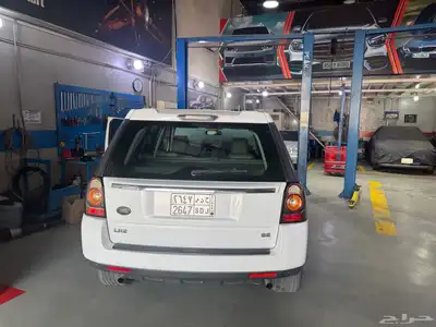 لاند روفر LR2 10