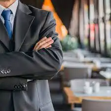 مدير تشغيل اعاشة ومطاعم وكافيه لدي قاعدة عملاء مميزة 0