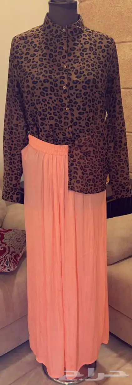 ملابس وشنط ماركات 35