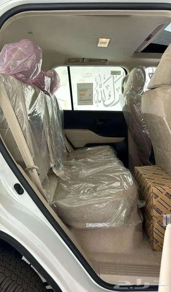 تويوتا لاند كروزرGXRفتحه دفلك بريمي 2024 - 255.000 4