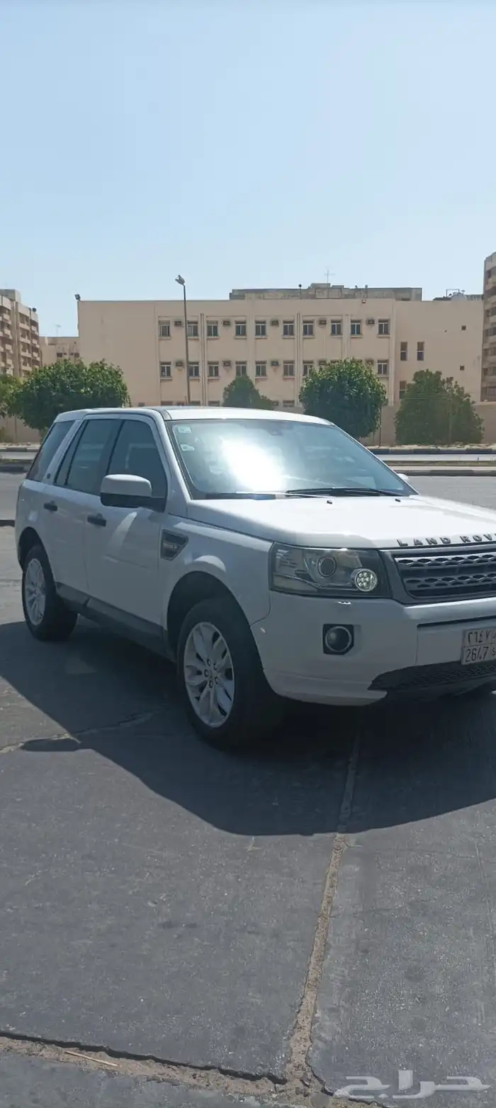 لاند روفر LR2 6