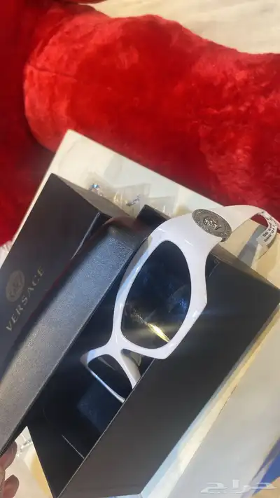 نظارة فيرزاتشي الأصلية ابيض  VERSACE ( الأصلية إصدار محدود) 1