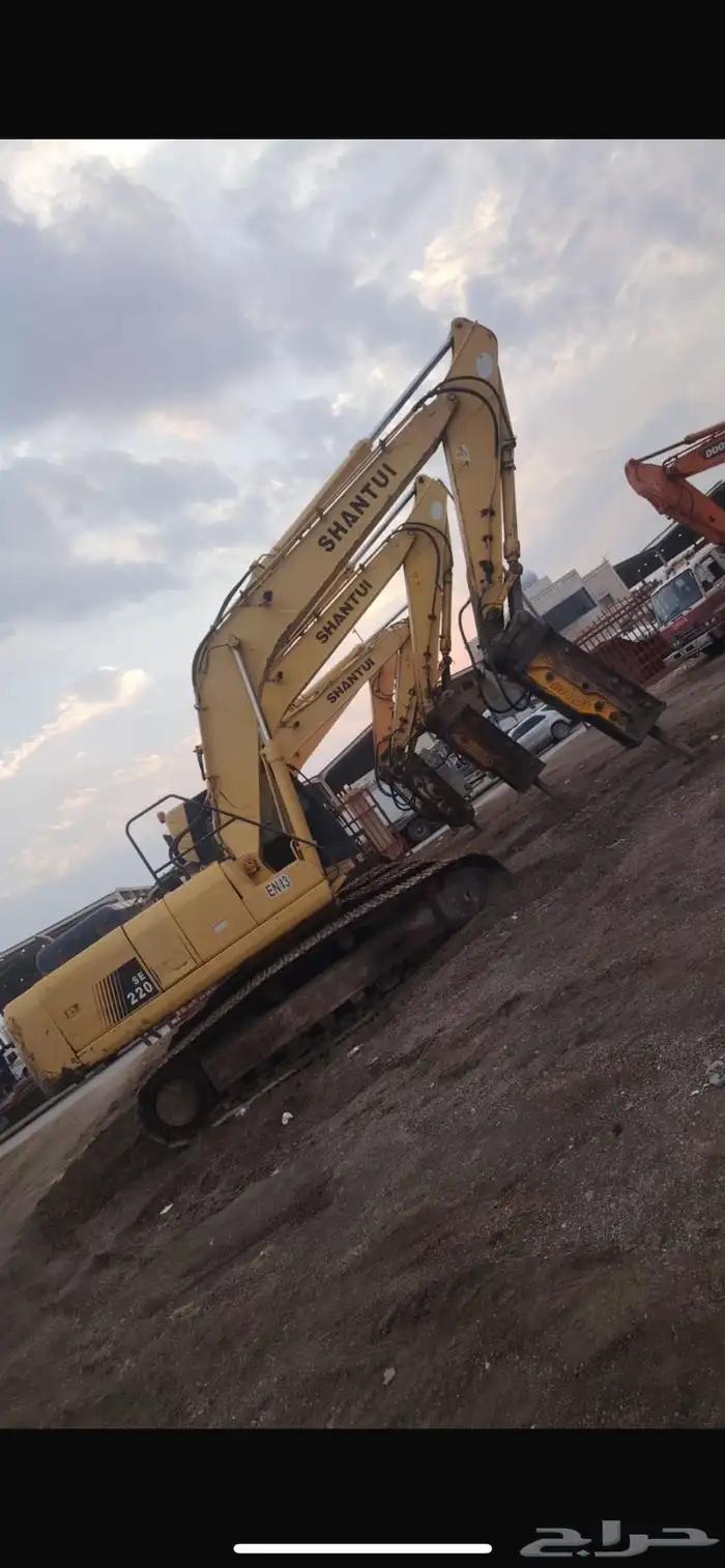 حفر بوكلين   ترحيل   هدم   بيارات   خزانات 1