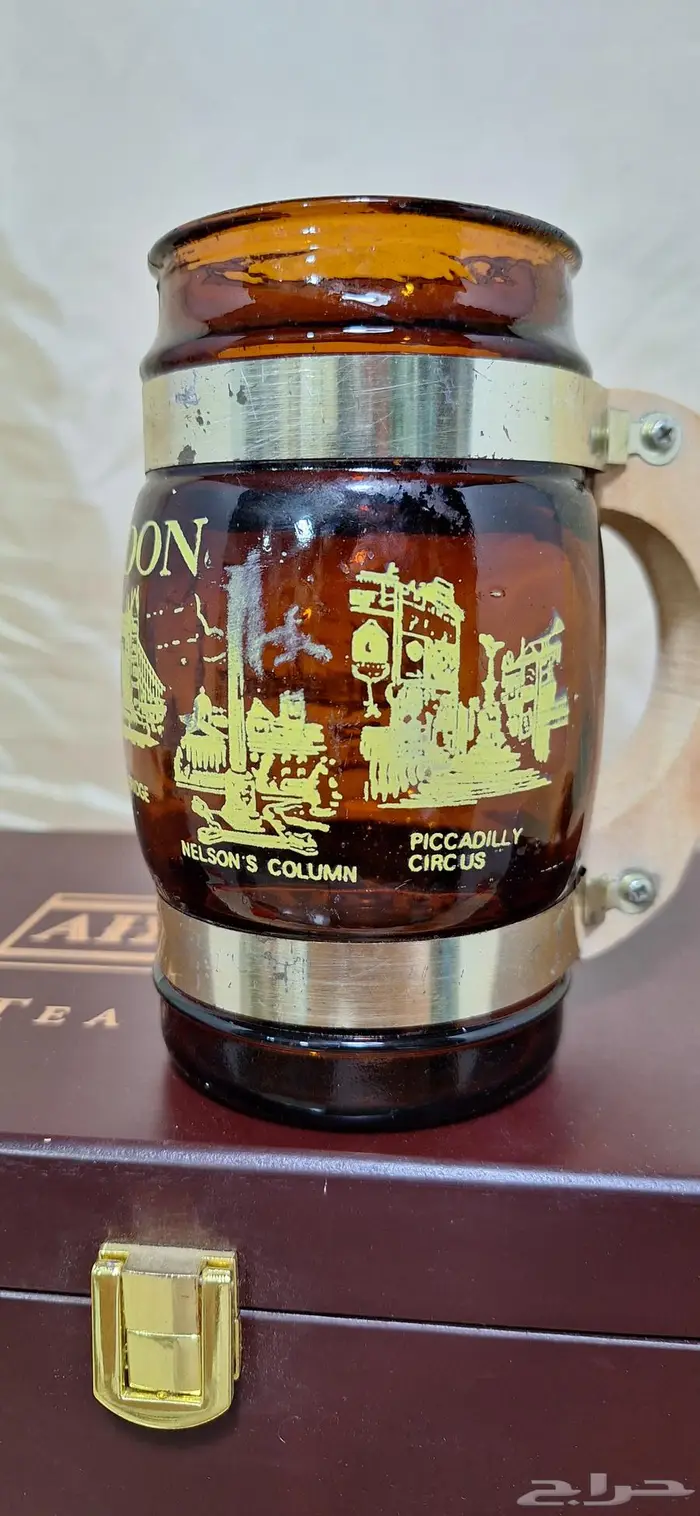 طقم شاي في صندوق مخمل فاخر 2