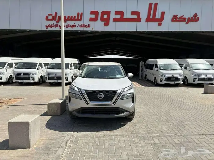 نيسان اكس تريل 7 و 5 مقاعد دفع امامي ستاندر 2025 أصفار 5
