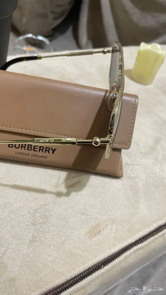 نظارات BURBERRY LONDON ثقيلة وفخمة 2