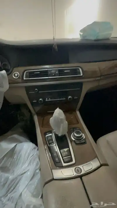 بي ام 730 تشليح لوحات دبي 11
