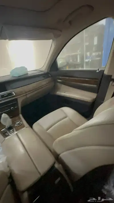 بي ام 730 تشليح لوحات دبي 6
