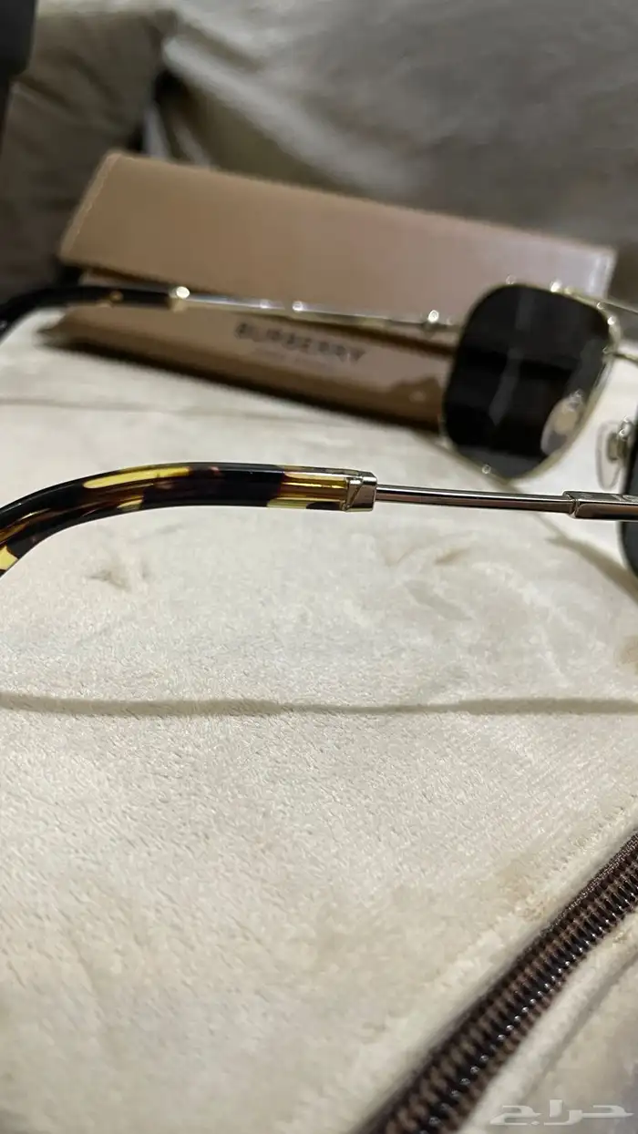 نظارات BURBERRY LONDON ثقيلة وفخمة 4