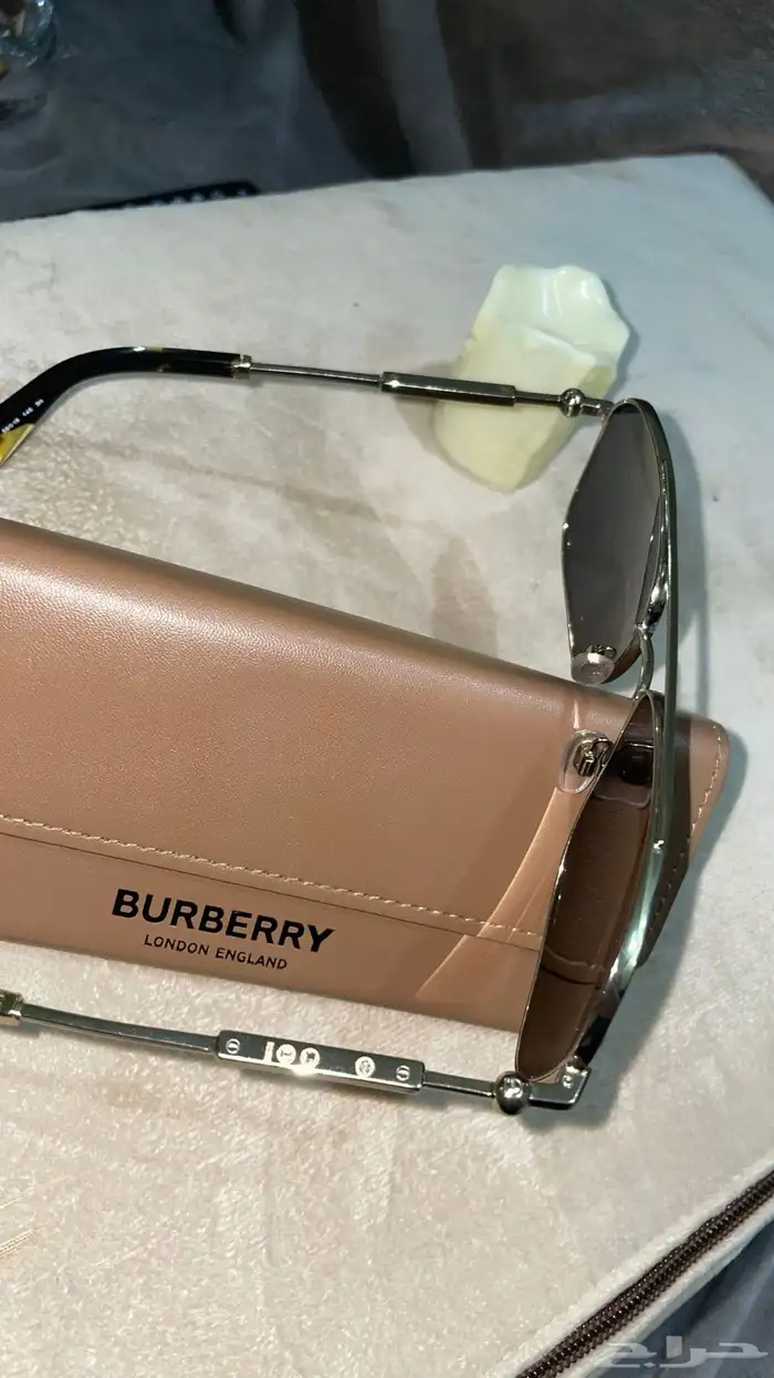 نظارات BURBERRY LONDON ثقيلة وفخمة 11