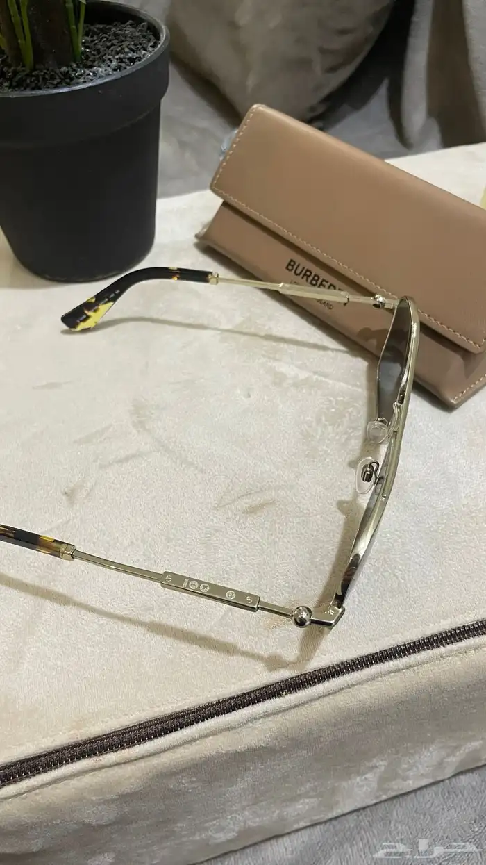 نظارات BURBERRY LONDON ثقيلة وفخمة 9