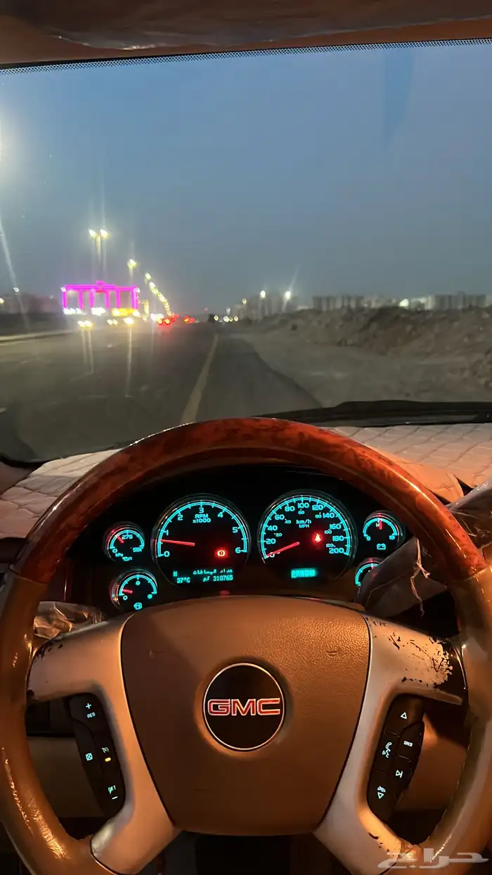 يوكن اسود ملكي فئة خاصه 20