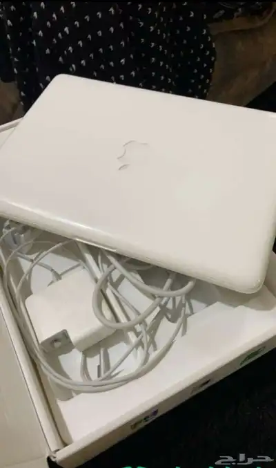 ماك بوك 1