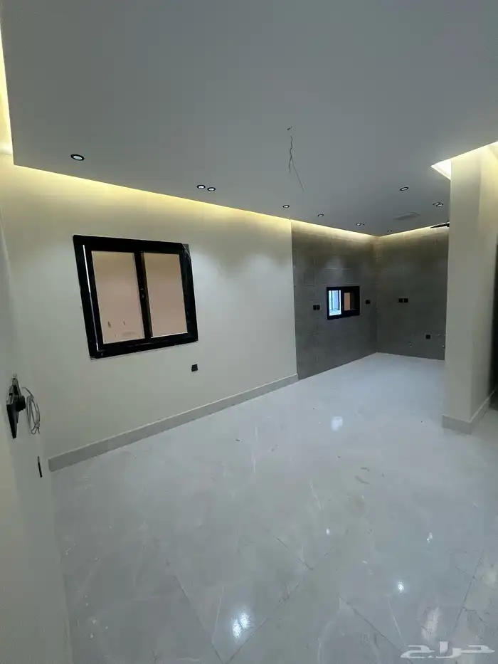 شقق وروفات جديده للبيع بحي السلامه تقبل البنوووك 8