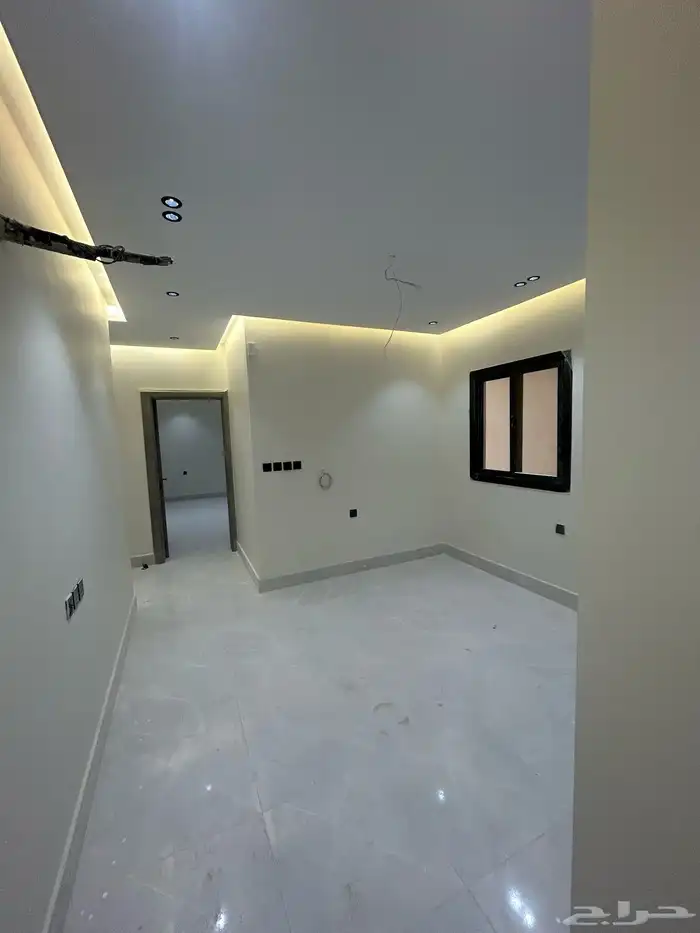 شقق وروفات جديده للبيع بحي السلامه تقبل البنوووك 6