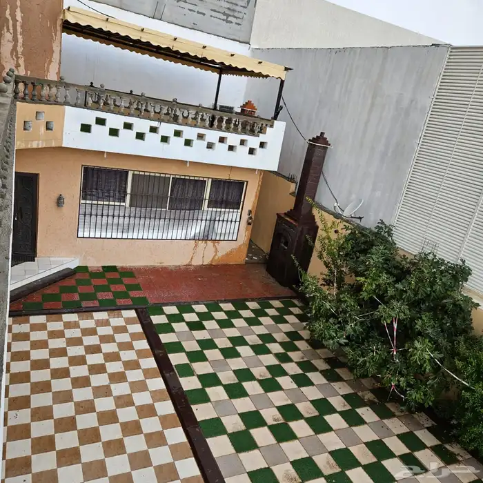 استراحه للبيع في ابها طريق المشهد ال يوسف 2