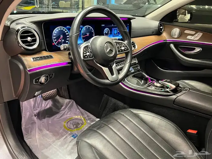 مرسيدس اي 300 فل موديل 2019 3