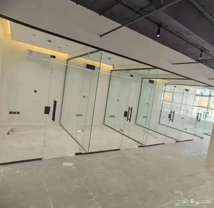 زجاج سكريت و استركشر 41