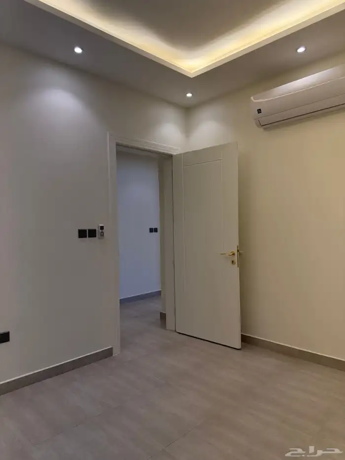 شقة انيقة ثلاث غرف نوم بالملقا   Elegant apartment 9